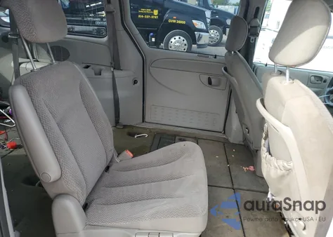 2006 Chrysler Town & Country Lx из США, поврежденный, VIN 1A4GP44R66B568657